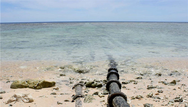 海底电缆网络,历史,发展,模拟电缆,光纤电缆,航海