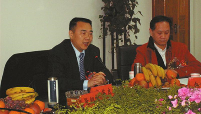 四川,宜宾,首富,杀人,绑架