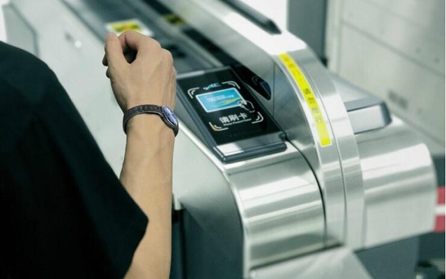 公交卡,手环,上海