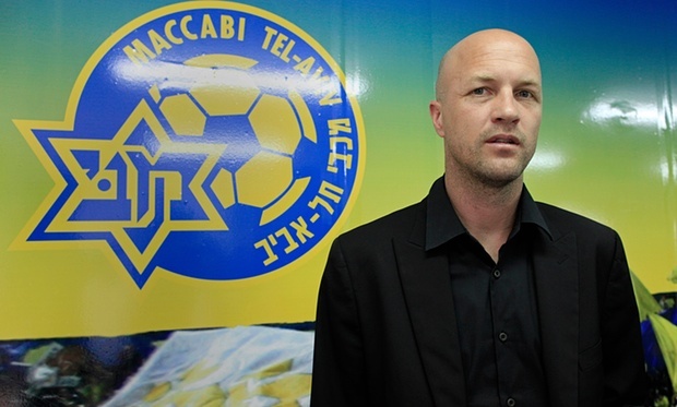 “球圣”克鲁伊夫的儿子没有兑现姓氏的天赋 但他管理俱乐部很有才华