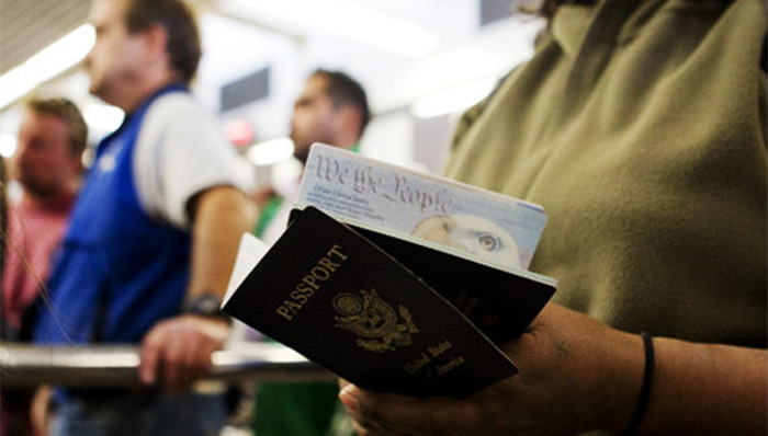 加拿大,移民骗局,中国,富人,1200人,驱逐