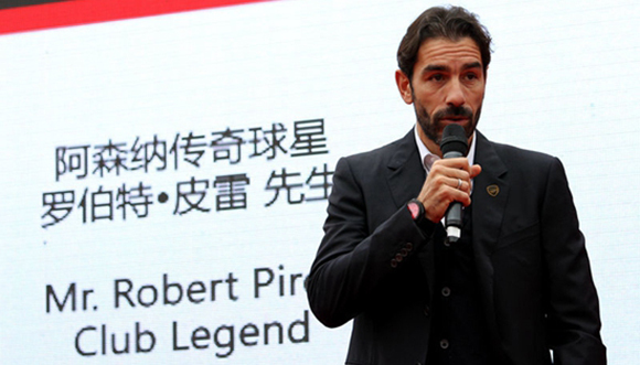 中国的足球热潮老外都要插一脚 阿森纳也在上海办了一个足球学校