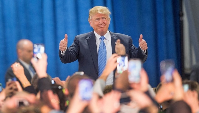 特朗普再发“高论”：应禁所有穆斯林赴美