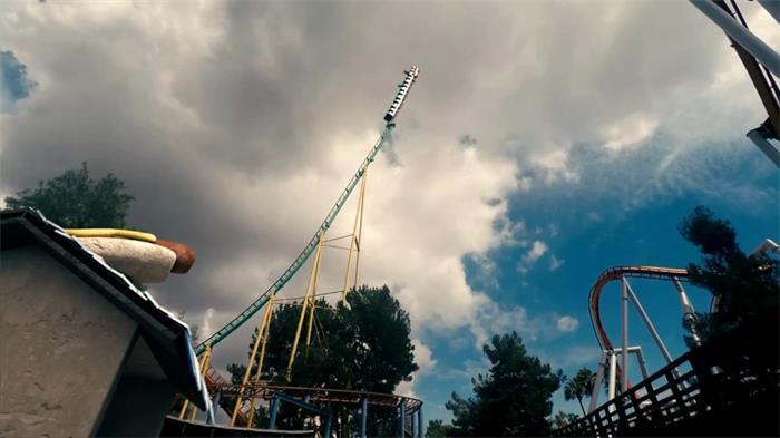 如果《过山车大亨》《超级马里奥》《我的世界》是现实的话，那是一番怎么样的景象？