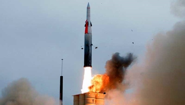 以色列箭-3导弹测试首次成功击中太空目标