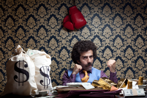 内幕交易;操纵股价