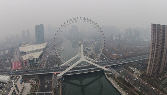 京津冀,雾霾,毒塑胶跑道,李刚