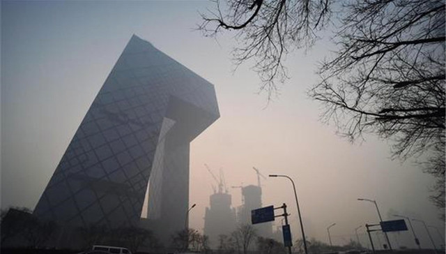 北京雾霾,“卷宗失踪”,温州银行,金融法庭,福一森林公安,打砸夜总会,宅基地纠纷,山西财政收入,欠发