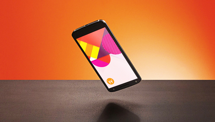 联想发布新品抗摔手机Moto,X极