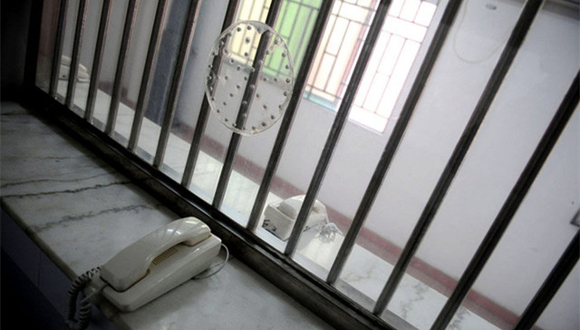 看守所长,减刑,袁玉珠,山西,人大代表,广东,红色通缉令,村支书