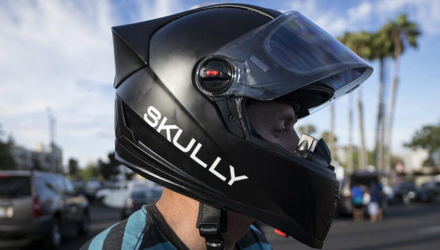 摩托车,Skully,头盔,智能硬件,可穿戴设备,Marcus,Weller