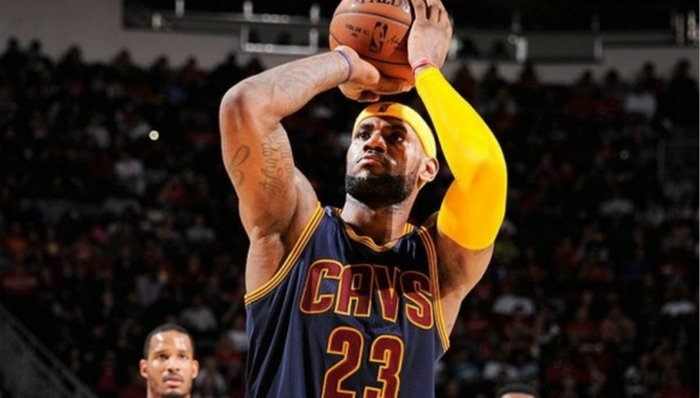 勒布朗·詹姆斯,张佳玮,克里夫兰骑士,NBA