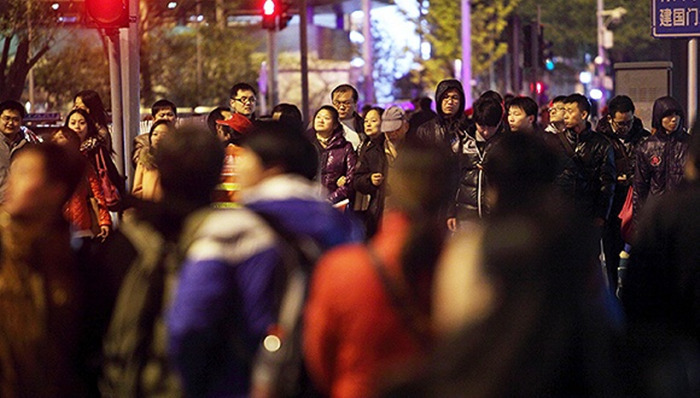 中国青年报,北京,积分落户,门槛太高