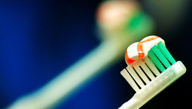 上海家化与片仔癀合作卖牙膏