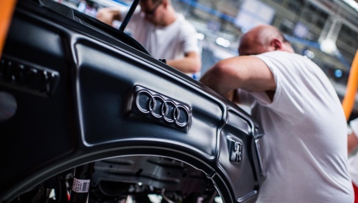 宝马,奔驰,奥迪