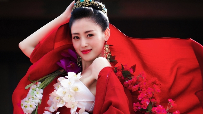 对话《太子妃升职记》监制甘薇：营销立大功 剧组真不穷