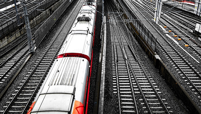 审计署查出11月铁总虚报铁路投资12亿元