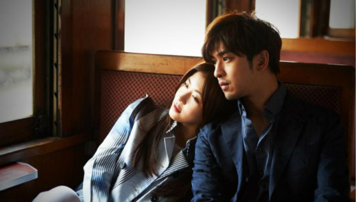 “绯闻情侣”陈柏霖&河智苑冬季画报 亲昵有爱胜似情侣