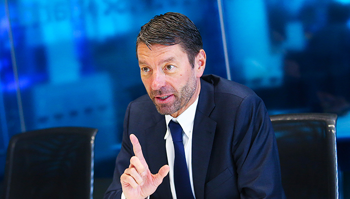 阿迪达斯要换CEO