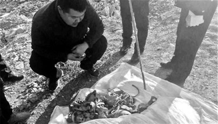 今日地方新闻,北京山洞,遗骸,救援队,失踪教师,温州火锅店,服务员暴怒,开水伤人案,广州白云机场