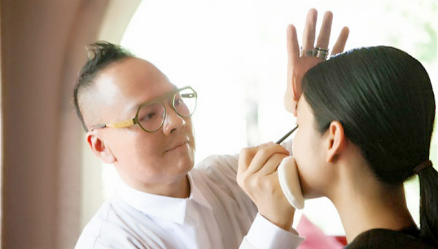 他曾是Dior的御用造型师 他的成名经历就是一部中国美妆发展史