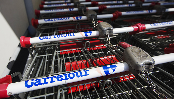 家乐福中国遭中层员工实名举报变相裁员