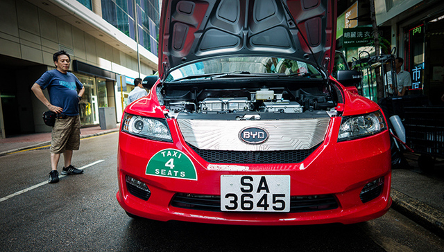 香港的士牌照价格一年暴跌20%