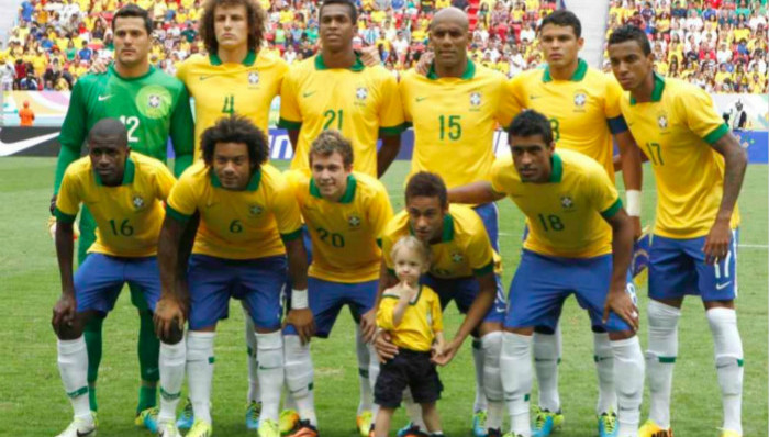 【每日体坛金句】网友呼唤巴西队主帅邓加：“快来中超选球员吧！”