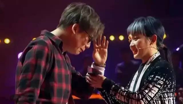 39岁逆生长的“小魔女”范晓萱不会再唱《健康歌》啦