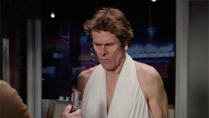 没有胡歌媚，威廉·达福在超级碗广告的梦露造型好污！