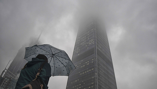 雾霾,环境库兹涅茨曲线,测量和控制,空气质量,PM2.5,污染转移,经济展望期刊,卧底经济学家反击战