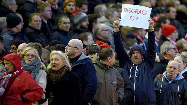 英超票价5年上涨20% 但球迷的抗争正在迫使豪门让步