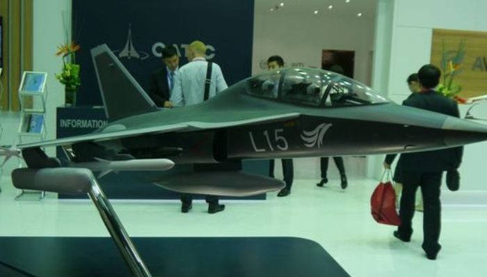 L-15,战斗机,教练机