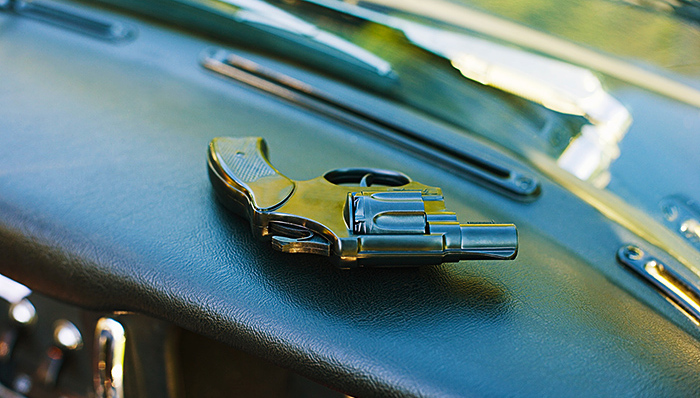 Uber司机枪击案背景审查