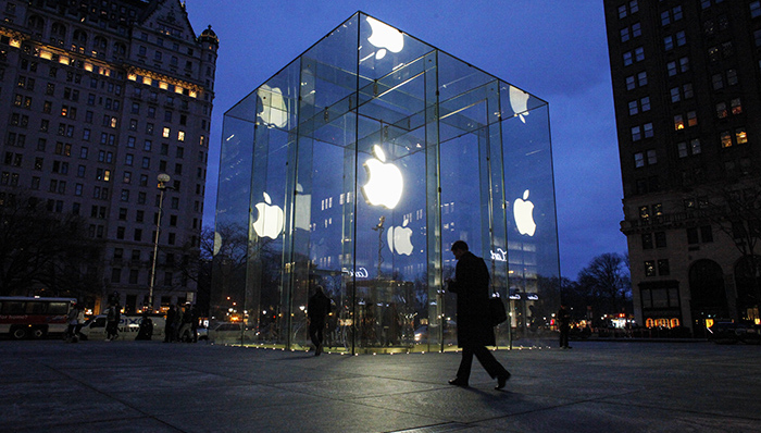 苹果与FBI的论战持续发酵