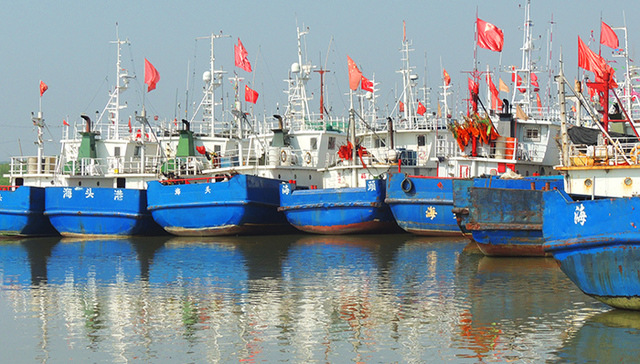 黄海海域一渔船与商船发生碰撞