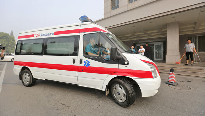 新华社,山东,天价救护车,公平