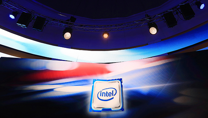 2016年PC市场艰难,英特尔拓展技术边界