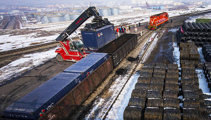 宝钢助八一钢铁扭亏