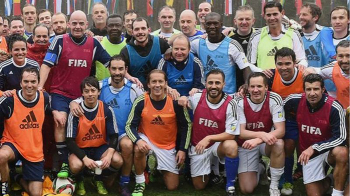 国际足联新主席因凡蒂诺上任的第一件事情竟是办了一场明星足球赛