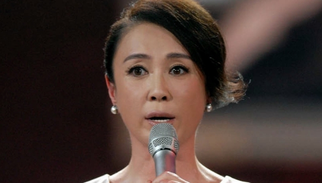 傅艺伟涉毒被抓细节曝光 儿子发微博致歉