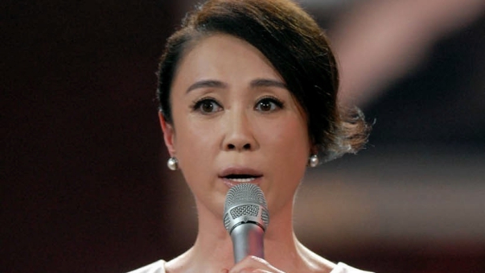 傅艺伟涉毒被抓细节曝光 儿子发微博致歉