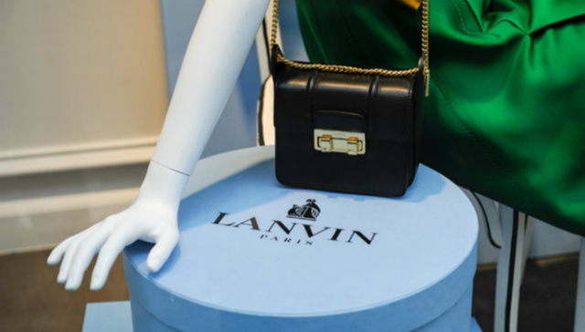 没有了创意总监们的巴黎时装周