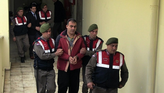 还记得3岁叙利亚小男孩伏尸海滩的照片？ 相关两名蛇头被判4年零2月