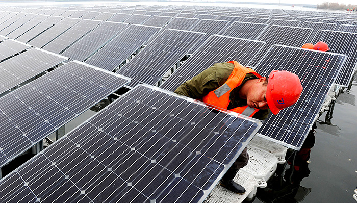 两会建议国家加大力度支持“光伏扶贫”