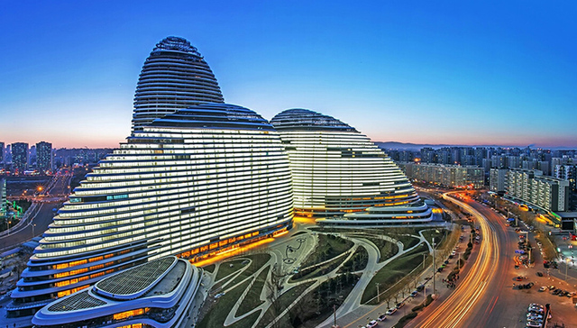 SOHO中国业绩大幅下滑