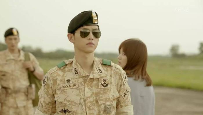 太阳的后裔,衣服,鞋,包,同款