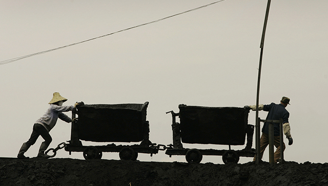 龙煤要及时报告拖欠工资真实情况