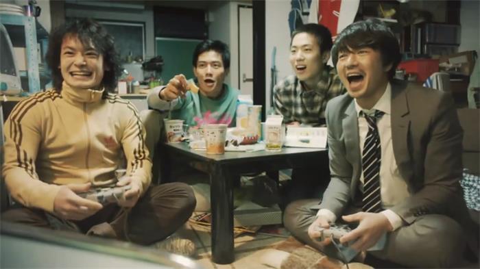 《 实况足球》20周年 科乐美推出了一部情怀满满的催泪短剧