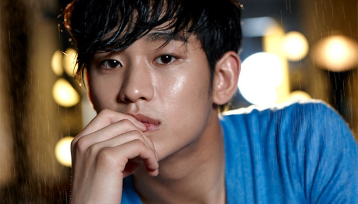 夜观星象|尖叫！金秀贤与雪莉将有大尺度床戏  惊呆！萧亚轩新欢酷似阿汤哥